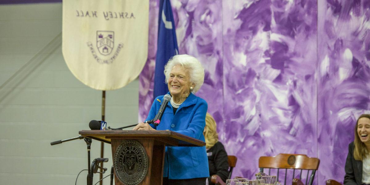 Ashley Hall alumna and former First Lady Barbara Pierce Bush '43 visits campus in 2016